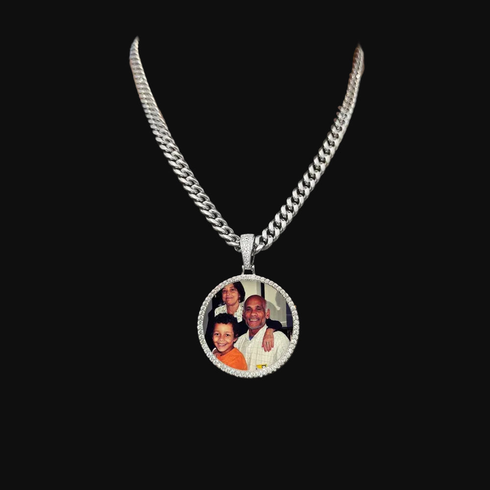 35mm 45mm 68mm custom Circle Photo Pendant Chain