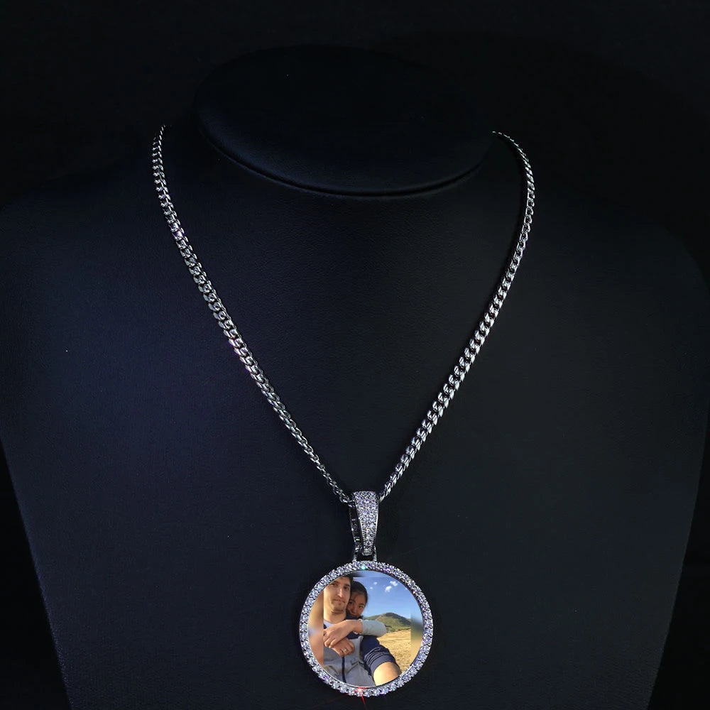 35mm 45mm 68mm custom Circle Photo Pendant Chain