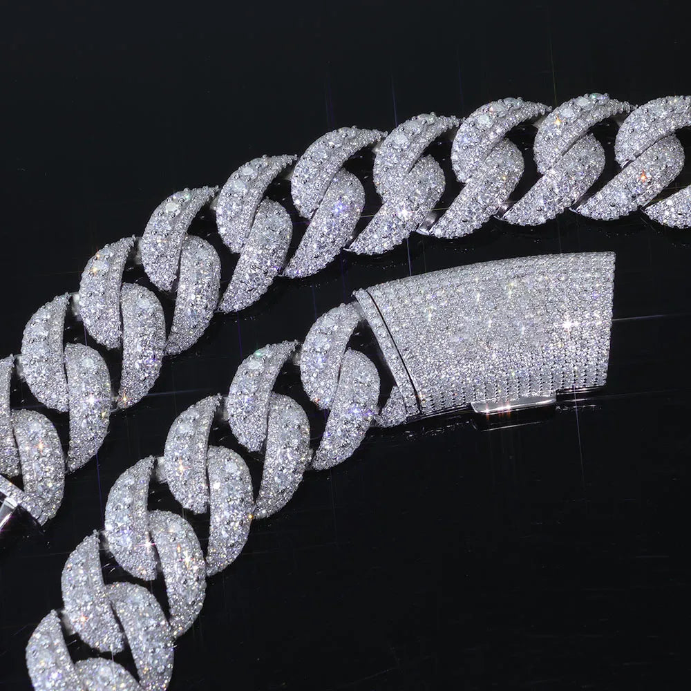 raised pointer 22MM Cuban chain silver, gold, rose gold