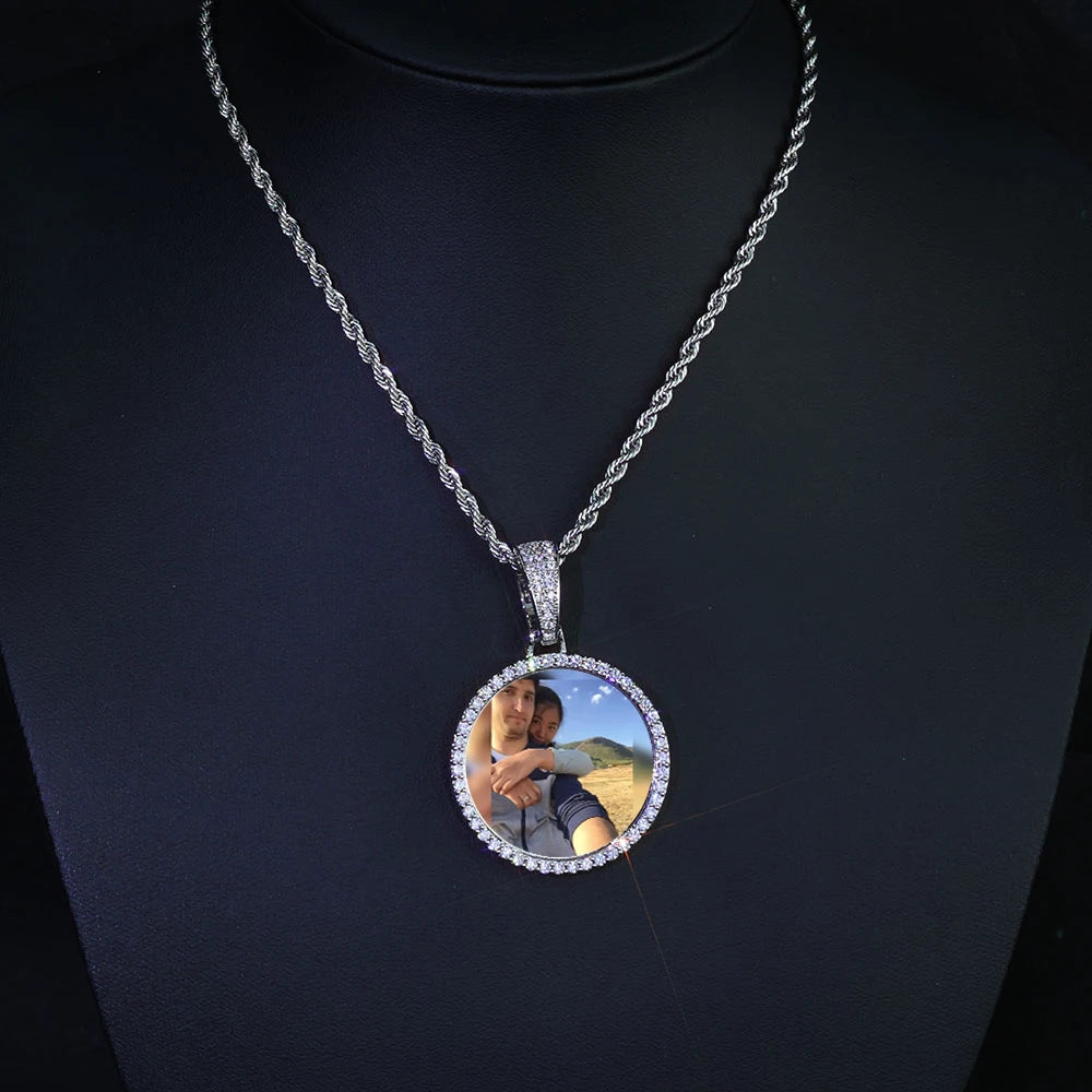 35mm 45mm 68mm custom Circle Photo Pendant Chain