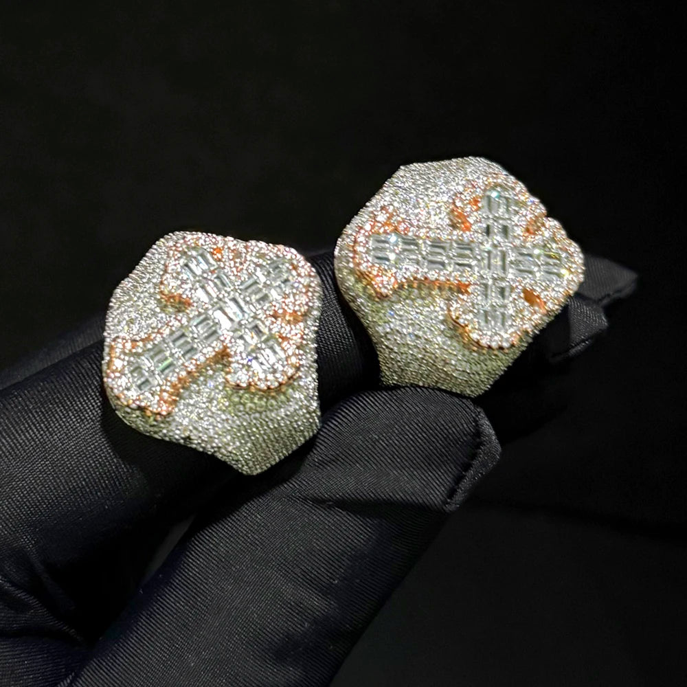 Two Tone Color Cross Finger flooded Ring 5A Cubic Zircon Prong Setting