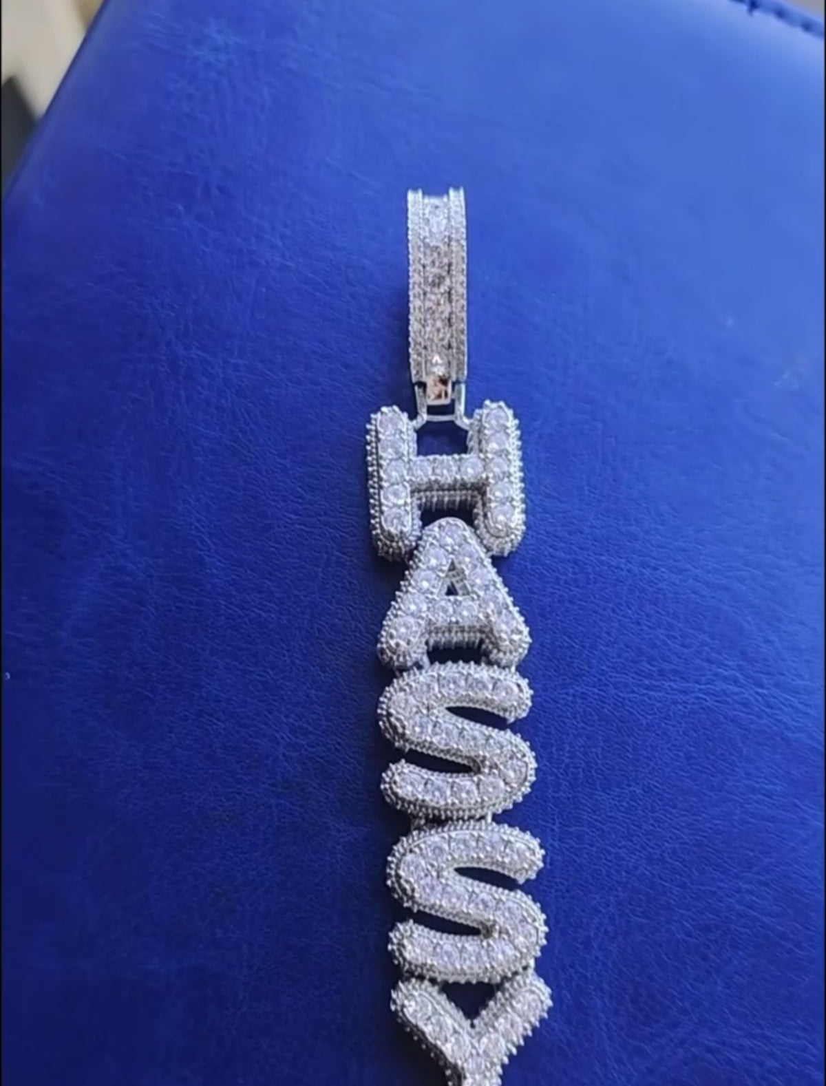 Custom Vertical Pendant Cube Double Layered